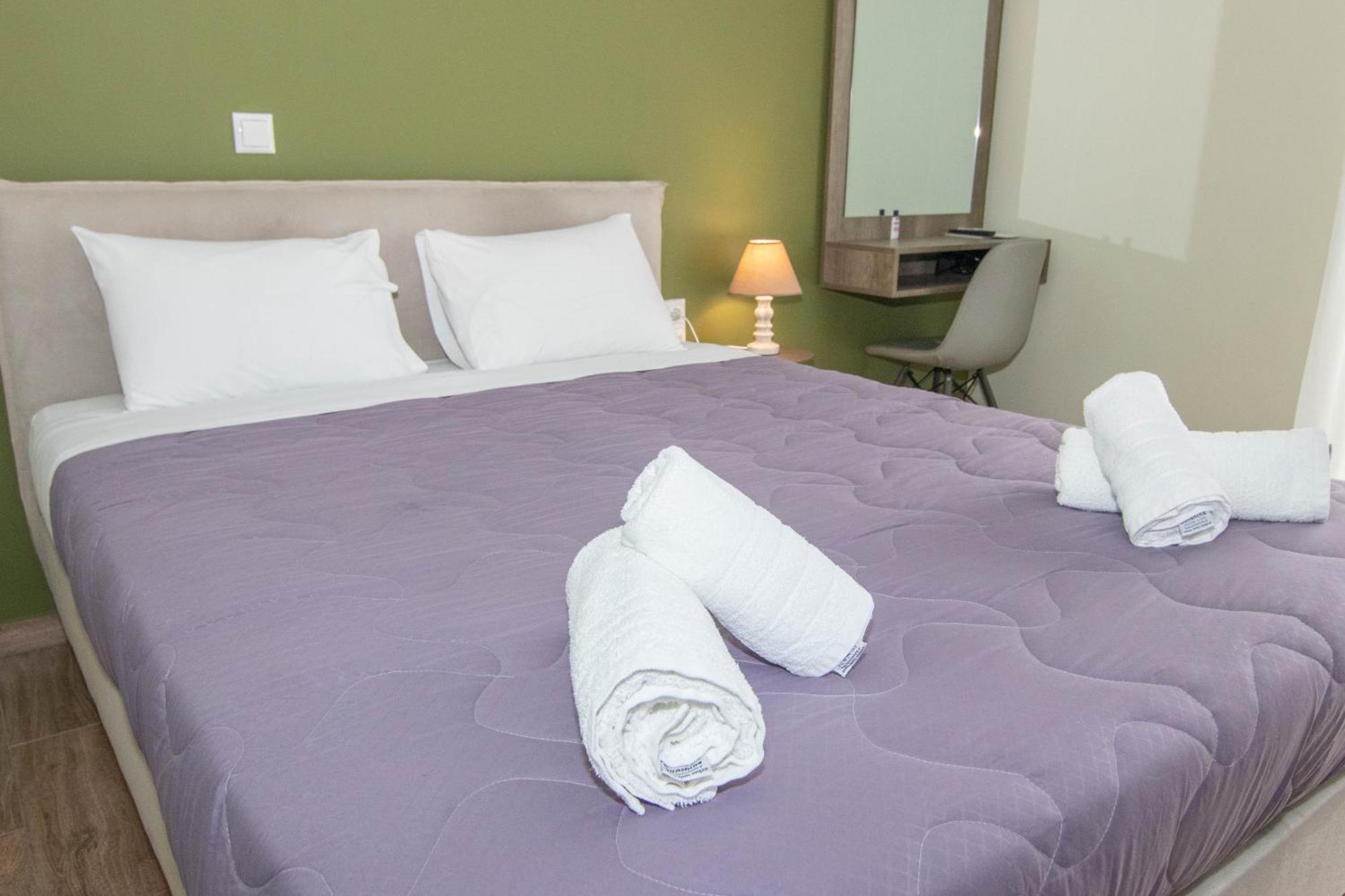 Verga'S Apartments กาลามาตา ภายนอก รูปภาพ