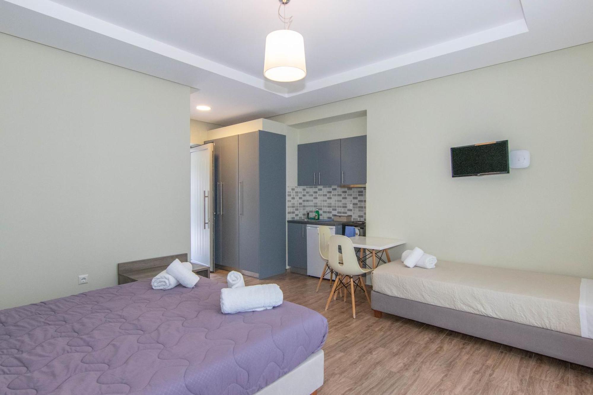 Verga'S Apartments กาลามาตา ภายนอก รูปภาพ