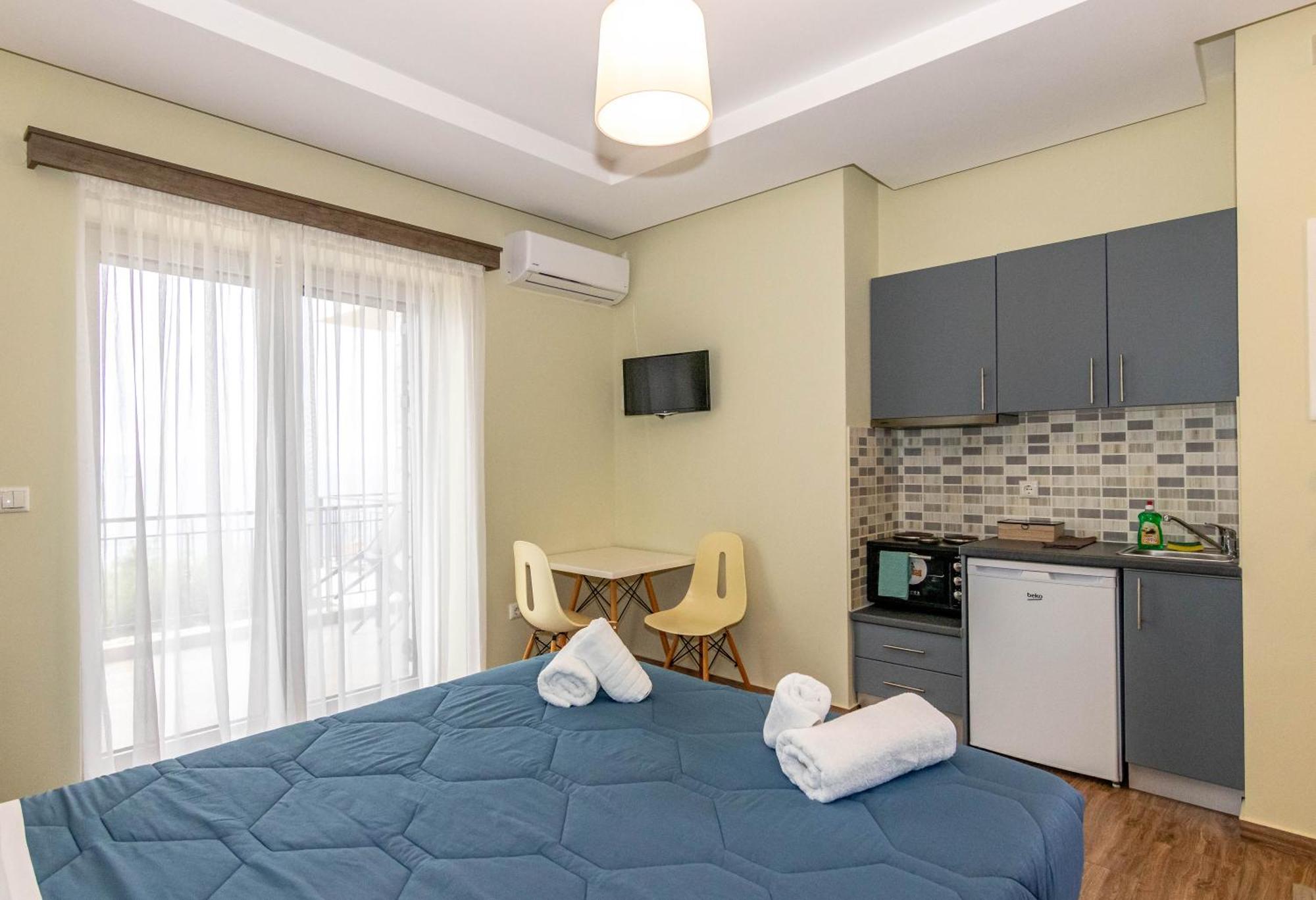 Verga'S Apartments กาลามาตา ภายนอก รูปภาพ