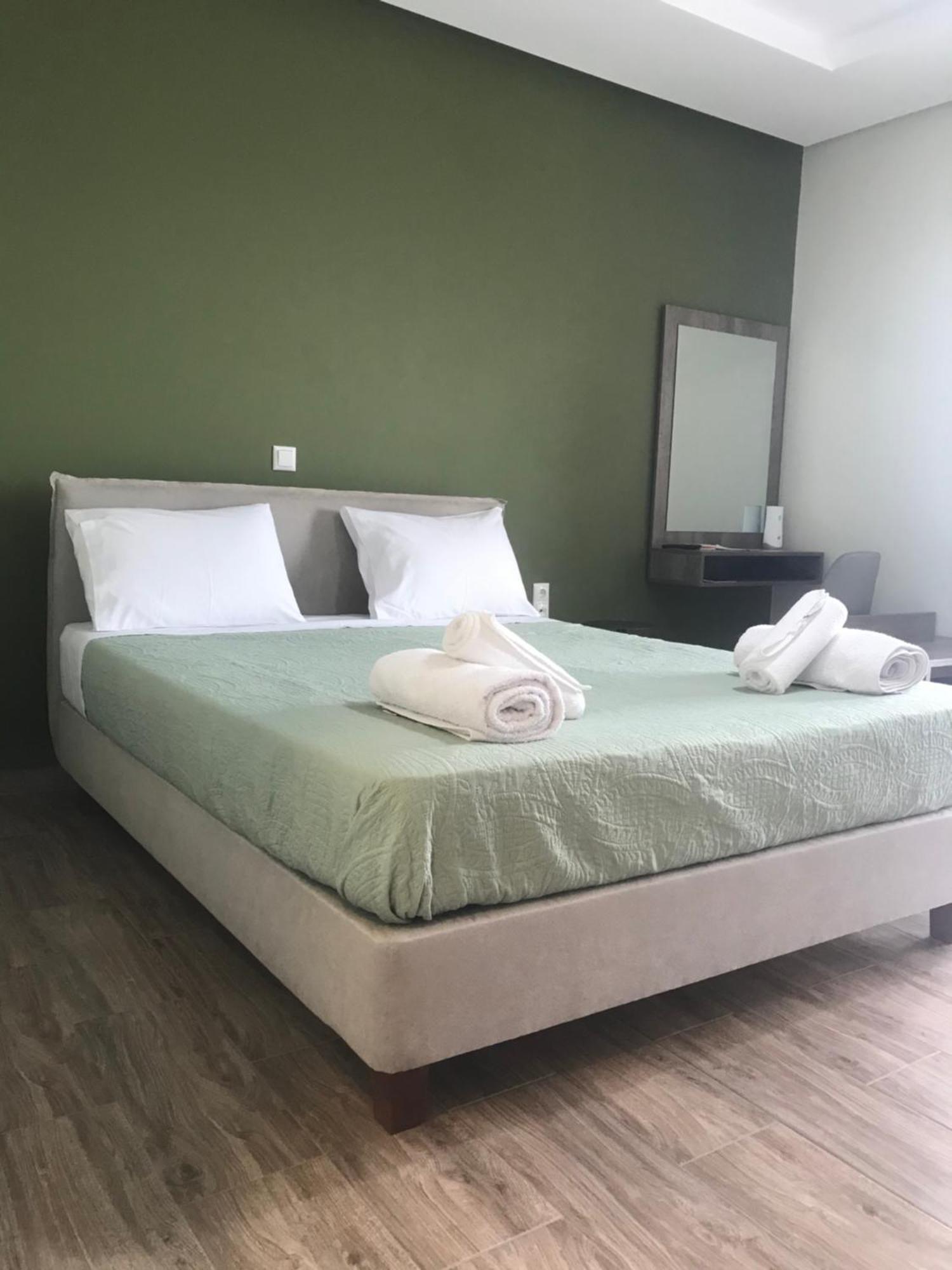 Verga'S Apartments กาลามาตา ภายนอก รูปภาพ