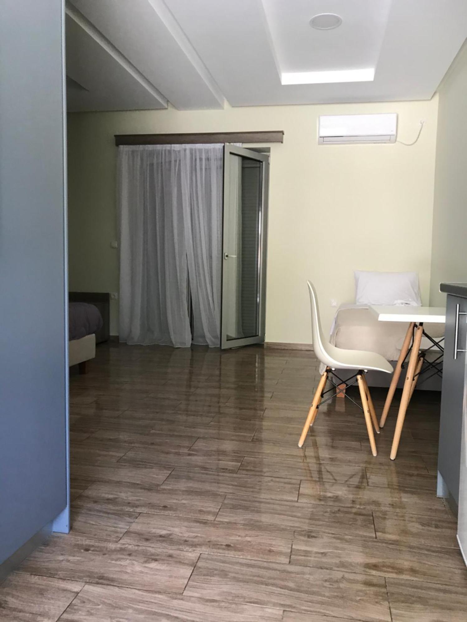 Verga'S Apartments กาลามาตา ภายนอก รูปภาพ